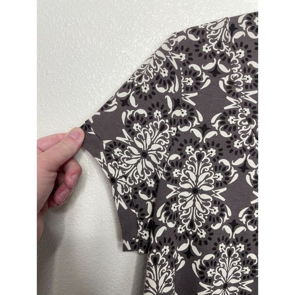 Sonoma Medium Printed Blouse Gray Short Sleeve Pleated Front Scoop Neck Cotton - Picture 3 of 11